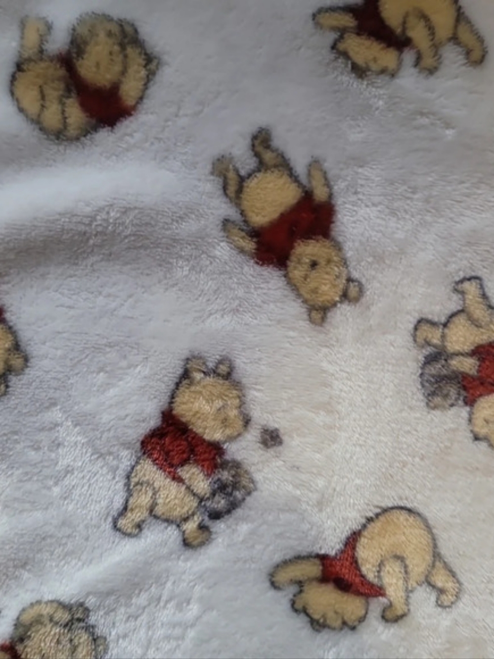 Disney Baby Winnie the Pooh Hunny Pot Bees Cream White Blanket 30x40 HTF
